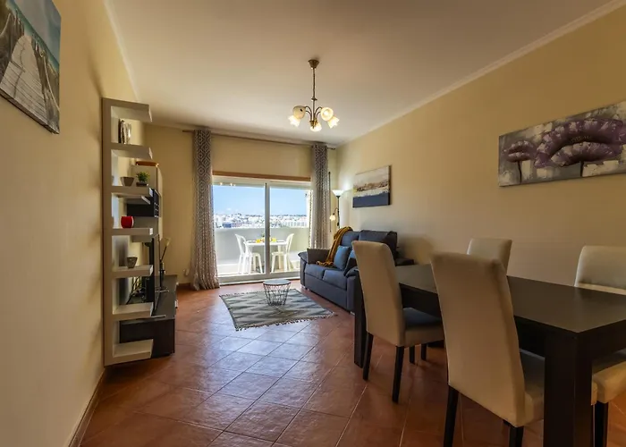 Urban - Izato Paraiso Apartman *